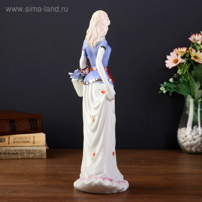 Сувенир керамика  Сувенир керамика "Девушка в юбке в цветах с корзиной" бело-голубая 31х12х9 см