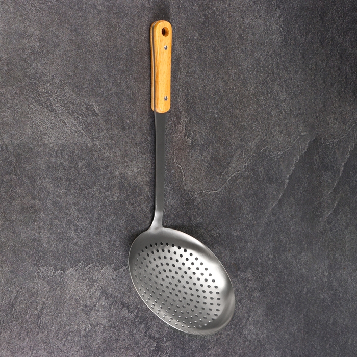 Шумовка для казана 45см, диаметр 18,5см, дерев ручка Шумовка для казана 45см, диаметр 18,5см, дерев ручка