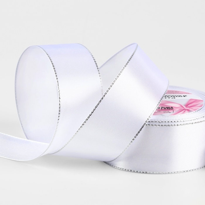 Лента атласная &laquo;Серебряные нити&raquo;, 40 мм &times; 23 &plusmn; 1 м, цвет белый №01