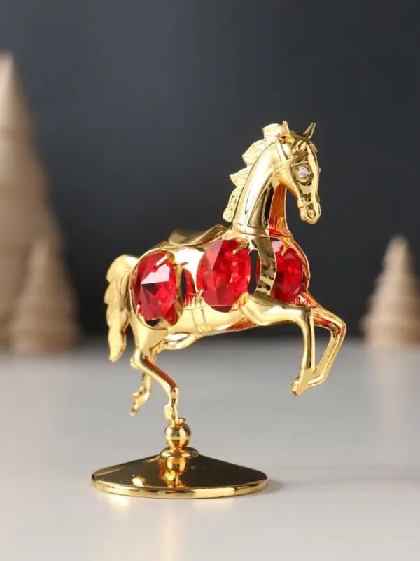 Сувенир Лошадка маленькая с 4-мя красными хрусталиками на подставке, 6,5х4х8,5 см. Сувенир Лошадка маленькая с 4-мя красными хрусталиками на подставке, 6,5х4х8,5 см.