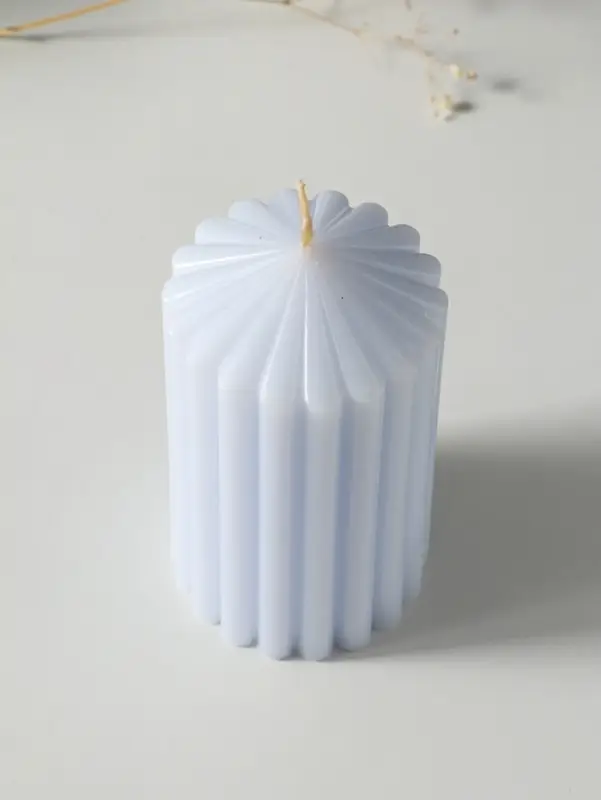 Свеча-цилиндр 7х14 см, 370 гр, рифлёная, лаванда Свеча-цилиндр 7х14 см, 370 гр, рифлёная, лаванда