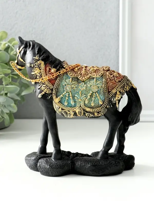 Сувенир полистоун Сувенир полистоун "Конь императора" чёрный, цветная попона МИКС 16х6х16,3 см