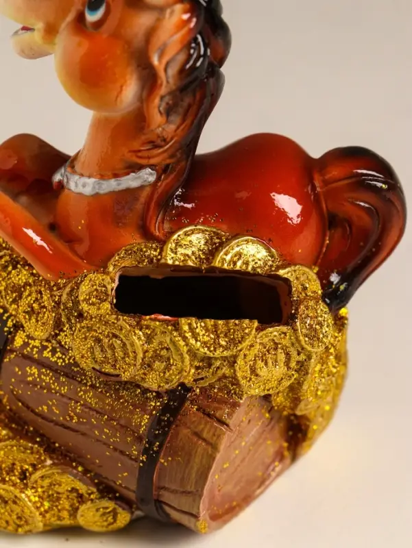 Копилка полистоун Копилка полистоун "Коняшка у кадки с монетами и самоцветами" 8х7х11 см