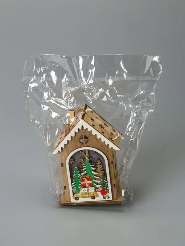 Ёлочная игрушка &laquo;Домик с Дедом Морозом и машиной&raquo;, 8.2&times;4.2&times;7.3 см, от батареек, свечение тёплое белое
