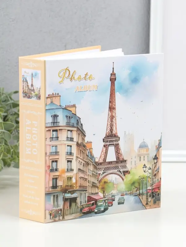 Фотоальбом на 80 фото 10х15 см "Улочка у Эйфелевой башни" в коробке 5х19х22,8 см