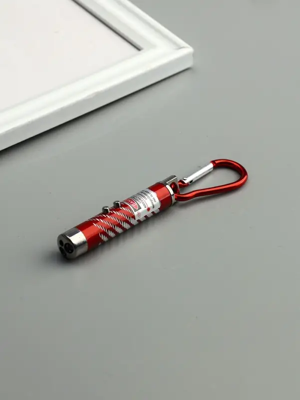 Фонарик - лазер брелок для ключей на карабине &laquo;Камушек&raquo;, МИКС