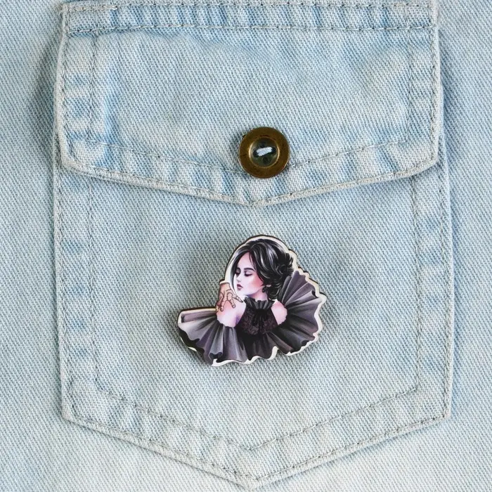 Значок деревянный «Wednesday», 3,5 х 3,6 см Значок деревянный «Wednesday», 3,5 х 3,6 см