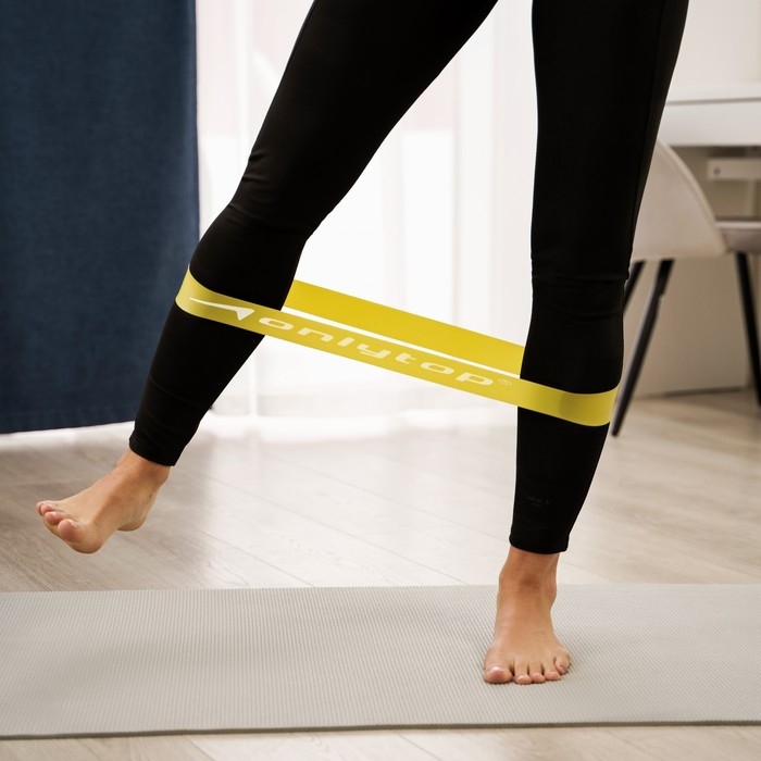 Набор фитнес-резинок ONLYTOP: нагрузка 4,5, 9, 13,6, 18,1, 22,7 кг, 5 шт. Набор фитнес-резинок ONLYTOP: нагрузка 4,5, 9, 13,6, 18,1, 22,7 кг, 5 шт.