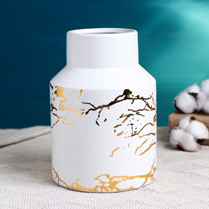 Керамическая ваза для цветов, сухоцветов «Мрамор», настольная, 18×13 см, белый Керамическая ваза для цветов, сухоцветов «Мрамор», настольная, 18×13 см, белый