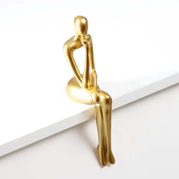Сувенир полистоун "Девушка в раздумьях" золото 23х5х9 см Сувенир полистоун "Девушка в раздумьях" золото 23х5х9 см