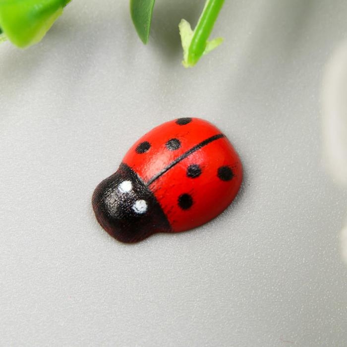 Декор для творчества дерево "Божья коровка" набор 38 шт 1,3х1,1 см