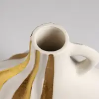 Ваза настольная керамика "Оделис" 21,5х16 см, белый