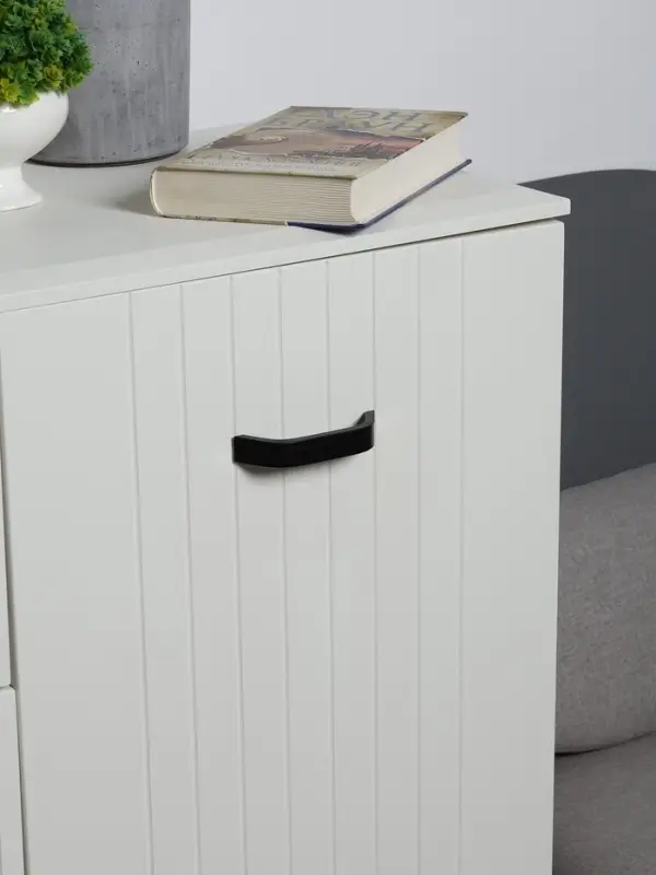 Ручка-скоба мебельная ТУНДРА, м/о 96 мм, цвет черный