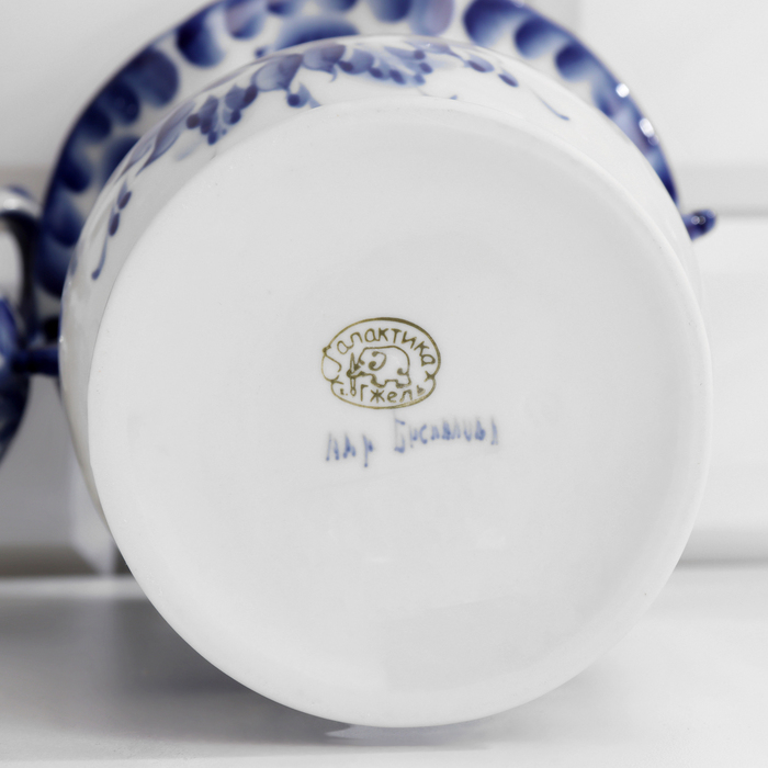 Ваза «Хризантема», 12,5×23,5 см, гжель Ваза «Хризантема», 12,5×23,5 см, гжель