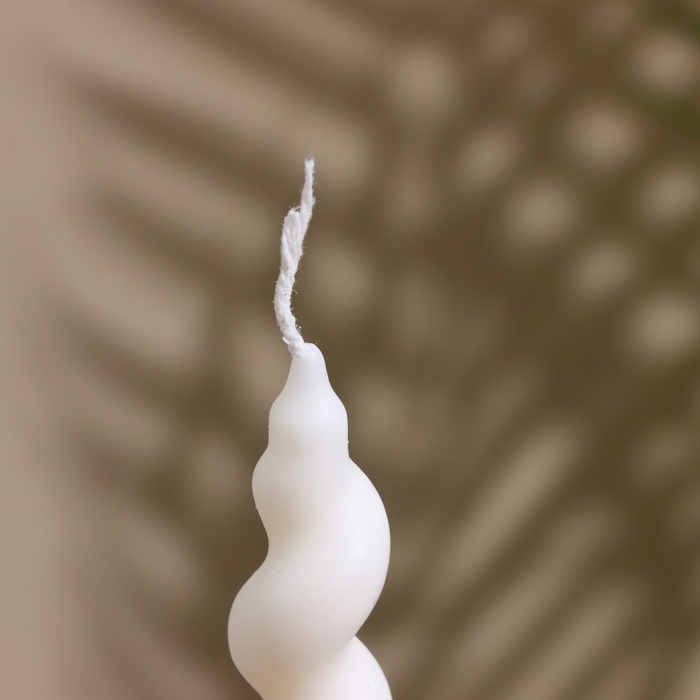 Свеча закрученная 1,9х1,9х18 см, соевый воск Свеча закрученная 1,9х1,9х18 см, соевый воск