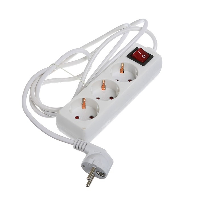 Удлинитель Luazon Lighting, 3 розетки, 1,8 м, 10 А, 2200 Вт, 3х1.5 мм2, с з/к, с выкл. Удлинитель Luazon Lighting, 3 розетки, 1,8 м, 10 А, 2200 Вт, 3х1.5 мм2, с з/к, с выкл.