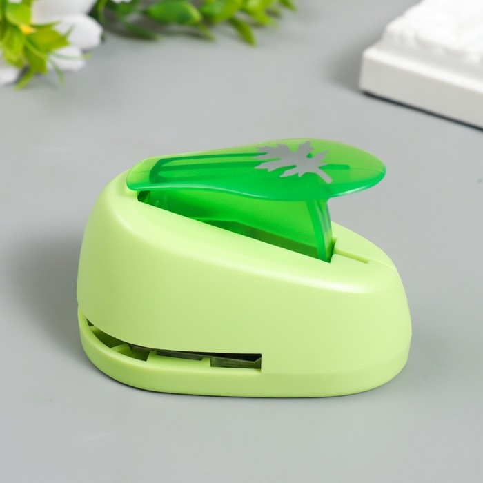 Фигурный компостер Фигурный компостер "Рукоделие. Узор 075" 8,5х5,4 см, d = 2.5 см