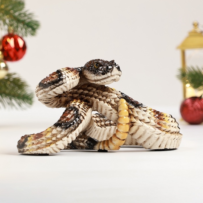 Фигура Фигура "Гремучая змея" цветная