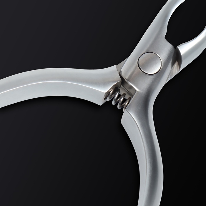 Кусачки маникюрные для кутикулы «Premium satin», скрытая пружина, матовые, 10,3 см, длина лезвия - 4 мм, цвет серебристый