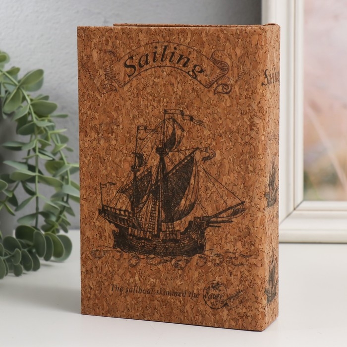 Шкатулка-книга дерево кожзам под пробку Шкатулка-книга дерево кожзам под пробку "Корабль" 4х12х18 см
