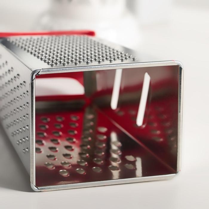 Тёрка «Универсал», 4 грани,с крышкой-дозатором и с пластмассовой ручкой 11×8,5×22 см, цвет МИКС Тёрка «Универсал», 4 грани,с крышкой-дозатором и с пластмассовой ручкой 11×8,5×22 см, цвет МИКС