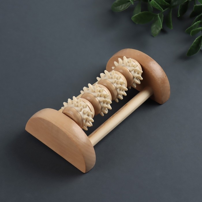 Массажёр для ног «Ножное счастье», 14,5 × 8,5 × 5 см, 4 колеса с шипами, деревянный, цвет бежевый Массажёр для ног «Ножное счастье», 14,5 × 8,5 × 5 см, 4 колеса с шипами, деревянный, цвет бежевый