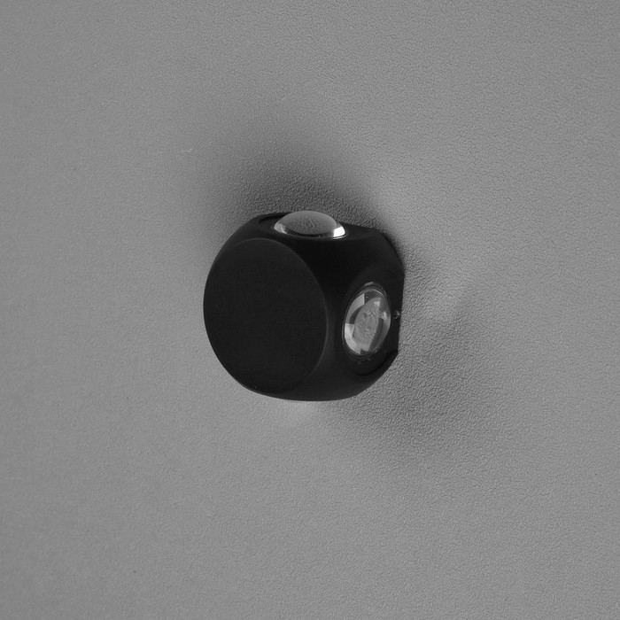 Светильник фасадный «Кубик», FSD-014, 4 Вт, 3000К, 2 луча, IP65, 220 В, металл, черный Светильник фасадный «Кубик», FSD-014, 4 Вт, 3000К, 2 луча, IP65, 220 В, металл, черный