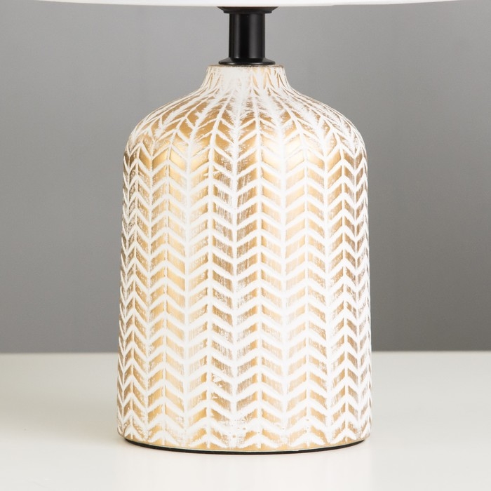 Настольная лампа Настольная лампа "Берта" Е27 40Вт бело-золотой 20х20х32 см