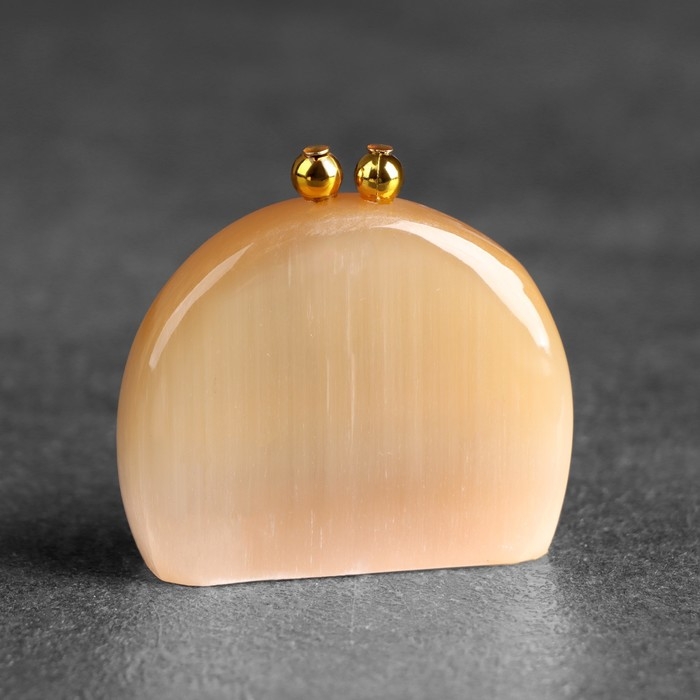 Сувенир «Кошелек счастья», 4 х4,5 см селенит Сувенир «Кошелек счастья», 4 х4,5 см селенит