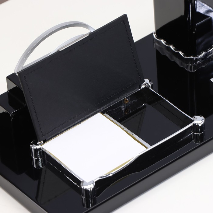 Набор настольный 4в1 с визитницей и часами, 34х17х13 см Набор настольный 4в1 с визитницей и часами, 34х17х13 см