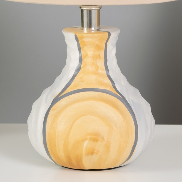 Лампа настольная 16005/1 E14 40Вт 20х20х32 см RISALUX Лампа настольная 16005/1 E14 40Вт 20х20х32 см RISALUX