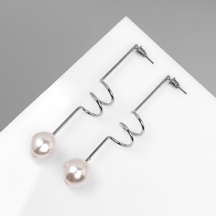 Серьги с жемчугом «Бусина» спираль мини, цвет серебро Серьги с жемчугом «Бусина» спираль мини, цвет серебро