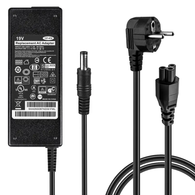 Блок питания Toshiba Notebook 19V 4.74А  5,5 х 2,5