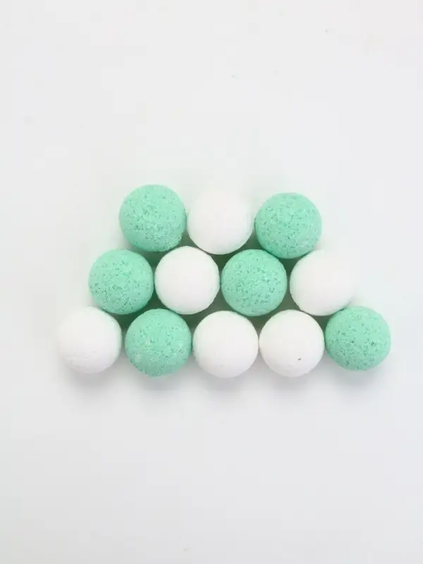 Бомбочки для ванны Happy New Year, аромат рождественская ель, набор 12 шт х 20 г, URAL LAB Бомбочки для ванны Happy New Year, аромат рождественская ель, набор 12 шт х 20 г, URAL LAB