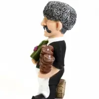 Садовая фигура из полистоуна &laquo;Шашлычник с бутылкой&raquo;, 64&times;36 см