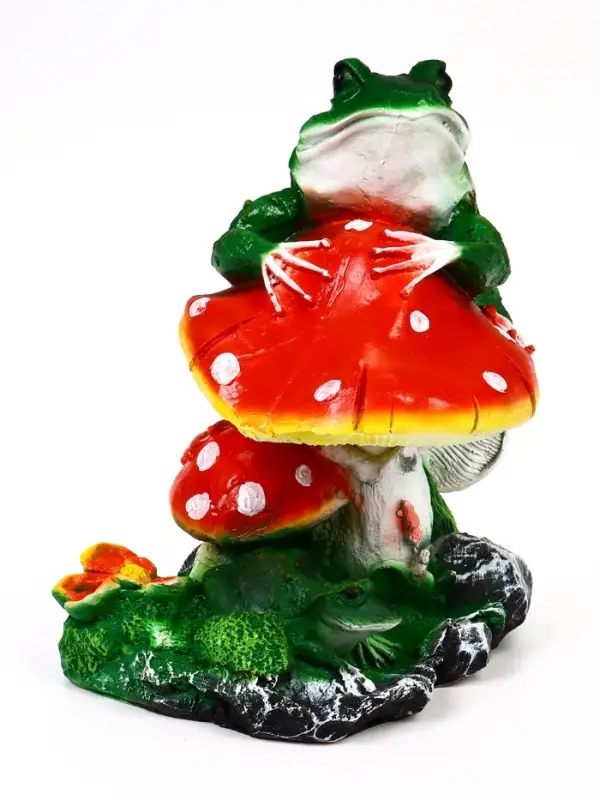 Садовая фигура 38 х 32 х см полистоун Лягушки и мухоморы