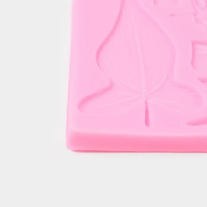 Молд для заливки Доляна &laquo;Тропические листья&raquo;, силикон, 7 ячеек, 20.7&times;12 см, розовый