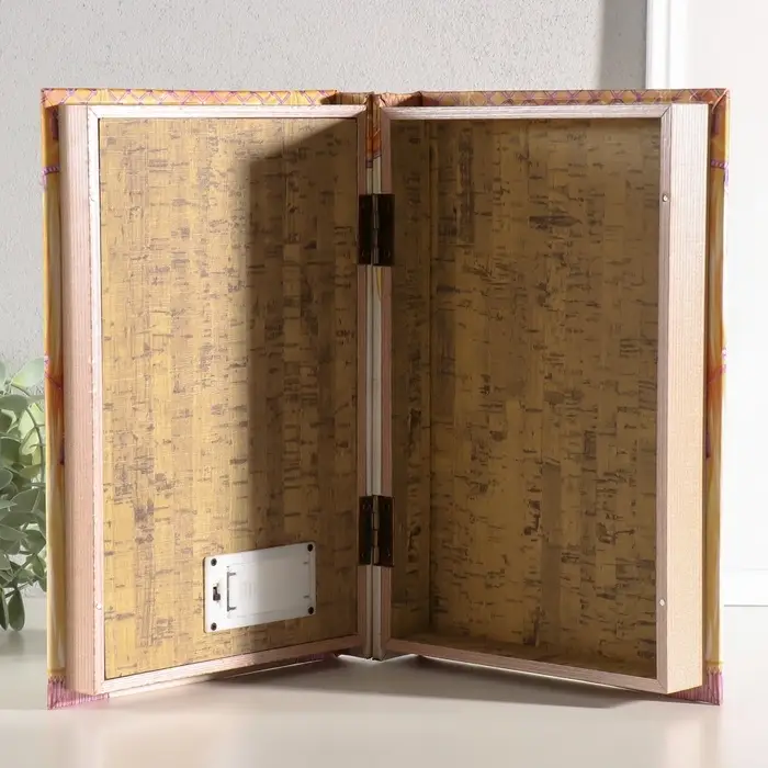 Шкатулка - книга световая &laquo;Балерина&raquo;, дерево, искусственная кожа, 28&times;19&times;6 см