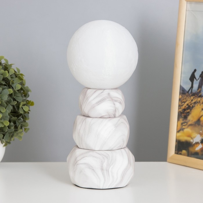 Лампа настольная Лампа настольная "Амани" 1х40Вт Е14 белый 11,5х11,5х28см