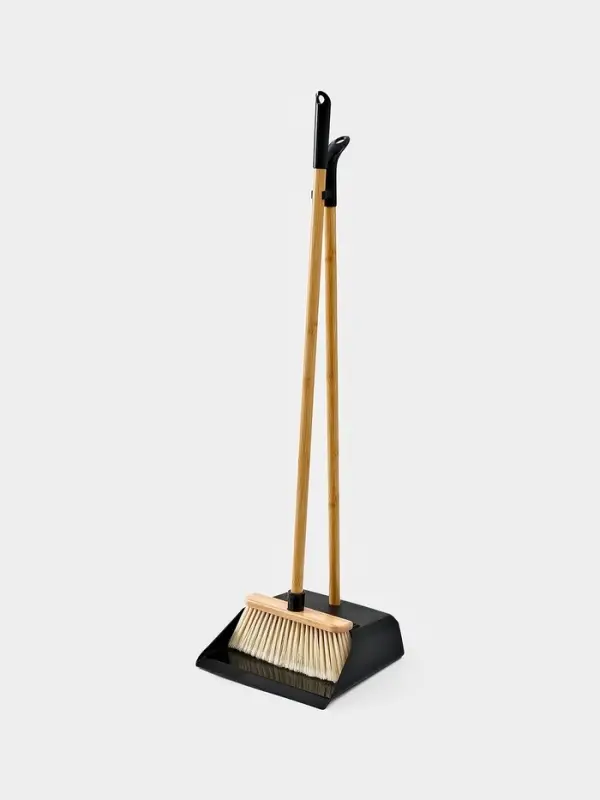 Щётка с совком Meli, бамбуковый держатель, 26&times;24&times;98 см, чёрная