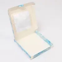 Подарочная коробка сборная с окном «Метель», 19×19×3 см