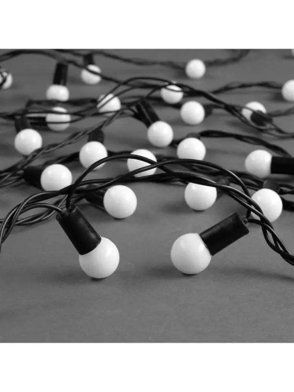 Гирлянда &laquo;Нить&raquo; 10 м с насадками &laquo;Шарики 1.5 см&raquo;, IP44, тёмная нить, 100 LED, свечение мульти (RG/RB), мигание, 220 В