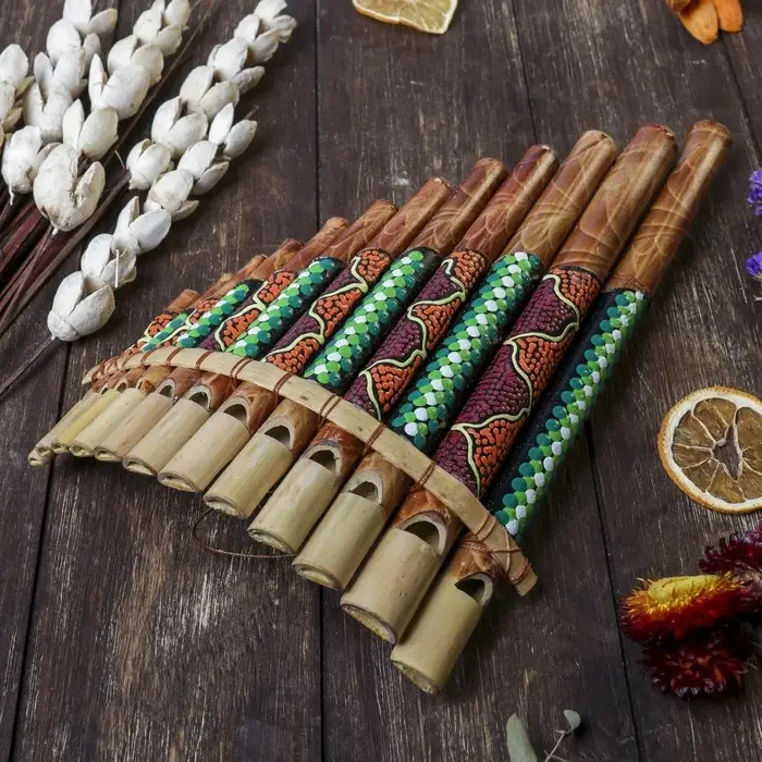 Сувенирный музыкальный инструмент  Сувенирный музыкальный инструмент "Флейта" 30х5х18 см МИКС