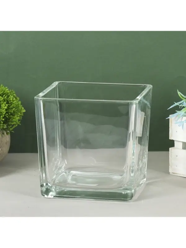 Ваза для цветов &laquo;Квадратная&raquo;, 1.7 л, 14&times;14 см, стекло, прозрачная