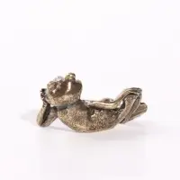 Фигурка декоративная &laquo;Отдыхающий лягушонок&raquo;, металл, 3.5&times;2.6&times;2.2 см
