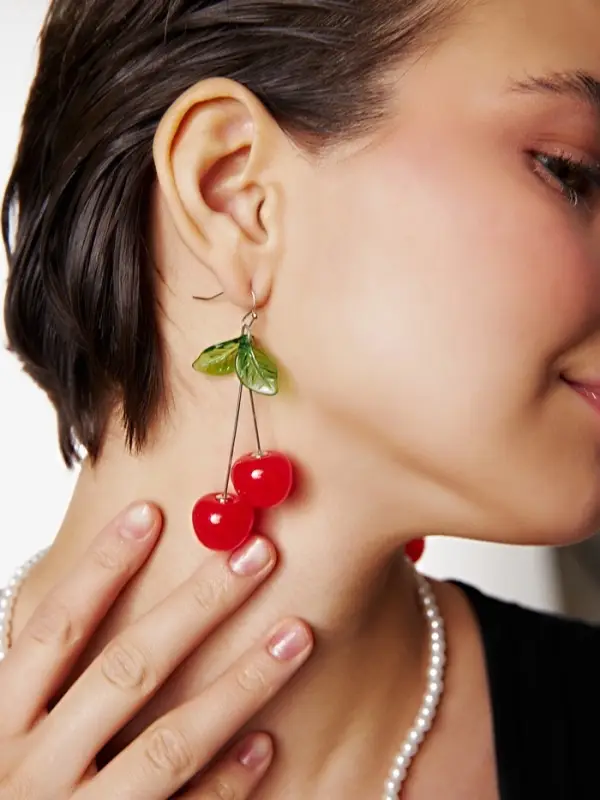 Серьги &laquo;Вишни&raquo;, красный, зелёный в серебре