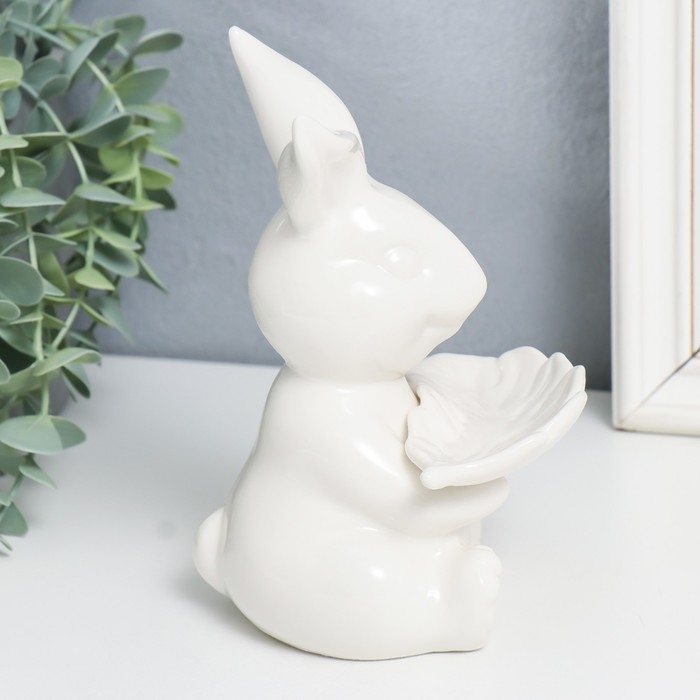 Сувенир керамика подставка Сувенир керамика подставка "Зайка с белым листом" белый 11х11.5х15см