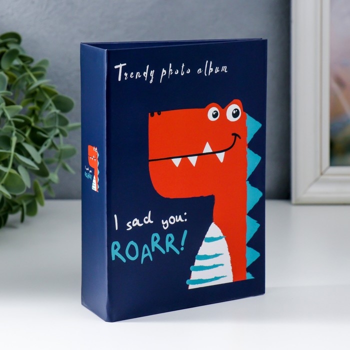 Фотоальбом на 100 фото 10х15 см Фотоальбом на 100 фото 10х15 см "Динозаврик" 5х14,1х17,9 см