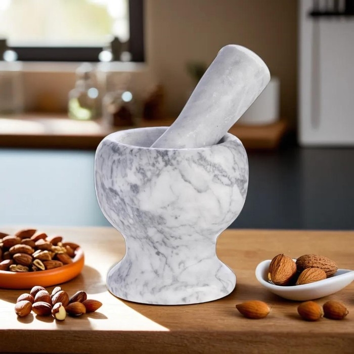 Ступка с пестиком из камня средняя, 250 мл, белый мрамор, в коробке Ступка с пестиком из камня средняя, 250 мл, белый мрамор, в коробке
