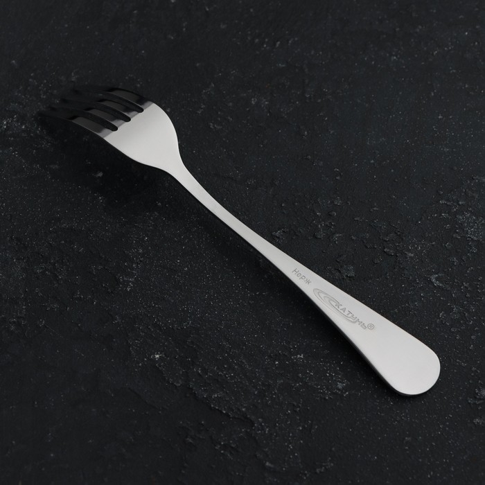 Вилка столовая из нержавеющей стали «Классика», длина 20.3 см, толщина 2 мм Вилка столовая из нержавеющей стали «Классика», длина 20.3 см, толщина 2 мм